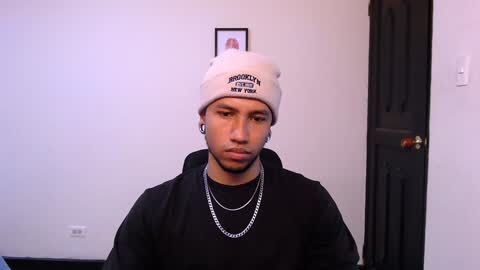 Yeff ind. model  online show from December 2024 05:21:01 PM