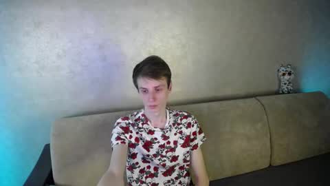 Snapshot of yes_cute_boy_ chatting on March 2026 05:51:01 PM Eden online show from March 2026 05:51:01 PM