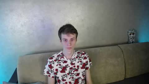 Snapshot of yes_cute_boy_ chatting on March 2026 08:15:02 PM Eden online show from March 2026 08:15:02 PM