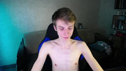 Snapshot of yes_cute_boy_ chatting on April 2026 10:59:01 AM Eden online show from April 2026 10:59:01 AM