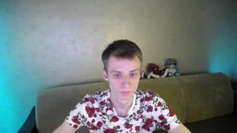 Snapshot of yes_cute_boy_ chatting on May 2026 12:39:02 AM Eden online show from May 2026 12:39:02 AM