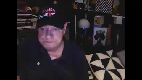 Snapshot of yessex247 chatting on October 2025 04:12:01 AM yessex247 online show from October 2025 04:12:01 AM