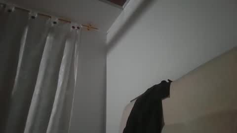 yessica and andres online show from April 2026 05:08:01 AM