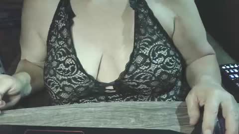 Snapshot of yessirprincesspet chatting on May 2026 02:42:02 AM yessirprincesspet online show from May 2026 02:42:02 AM