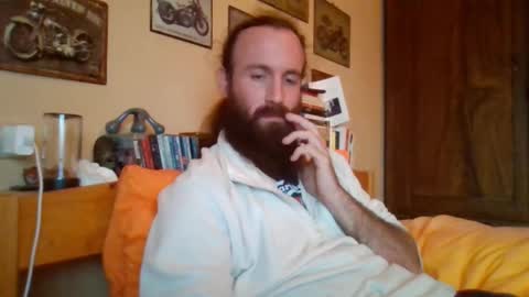 yeti_92 online show from October 2025 04:08:01 PM