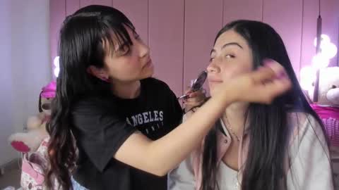 yinyang_luar online show from December 2025 07:21:01 PM