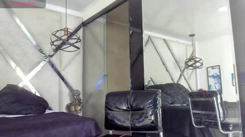 Yiyo online show from February 2025 07:23:02 AM