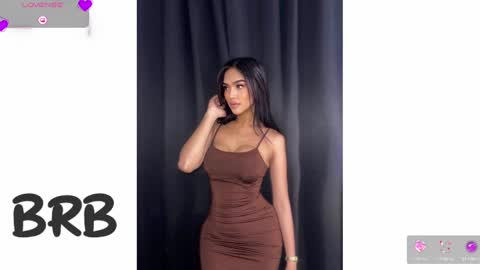 ylonagrae online show from December 2024 12:13:02 PM