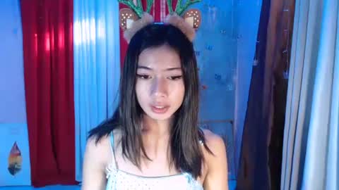 ymee_shane18 online show from December 2024 10:40:01 PM