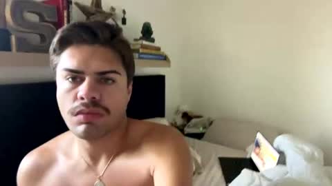 yngtwunk1 online show from June 2026 03:44:02 PM