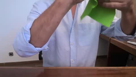 Yo47 online show from September 2025 12:30:01 PM