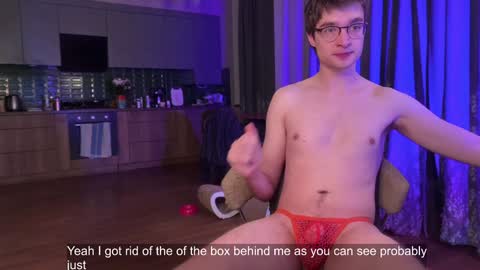 Snapshot of yoga_pizza_420 chatting on January 2025 04:21:01 AM Max online show from January 2025 04:21:01 AM