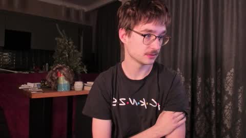 Max online show from January 2026 04:28:02 AM