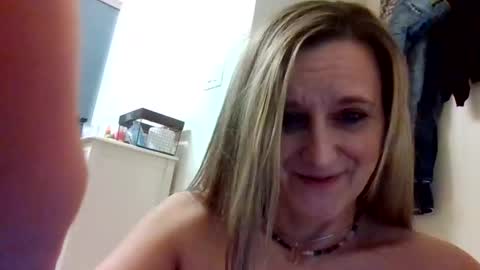 yogabuttttttt online show from January 2026 06:49:02 AM