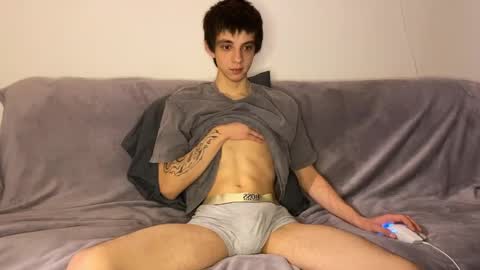 Yoo Dee Ohh online show from November 2025 02:41:02 PM