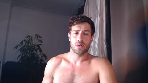 Yoooups online show from July 2026 10:06:02 PM