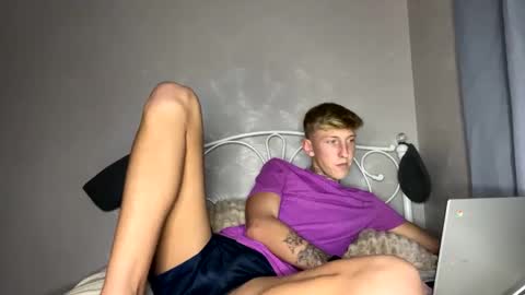 Snapshot of yorkshirelad208 chatting on January 2025 09:41:02 PM Harrison online show from January 2025 09:41:02 PM