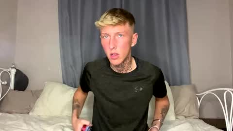 Snapshot of yorkshirelad208 chatting on February 2025 08:17:02 PM Harrison online show from February 2025 08:17:02 PM