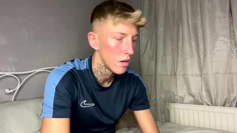 Snapshot of yorkshirelad208 chatting on February 2025 06:43:01 PM Harrison online show from February 2025 06:43:01 PM