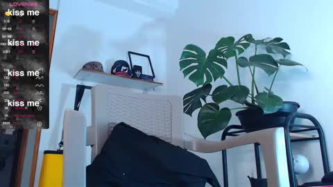 Enzo online show from February 2025 01:30:02 AM