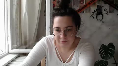 Aurora online show from October 2025 10:13:02 AM