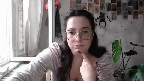 Aurora online show from October 2025 10:07:01 AM