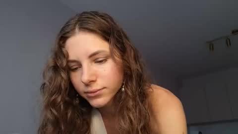 Liliya online show from April 2026 01:52:01 PM