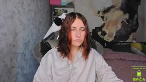 Snapshot of you_lika chatting on September 2025 02:45:01 AM Lika online show from September 2025 02:45:01 AM