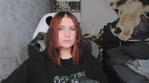 Snapshot of you_lika chatting on September 2025 01:41:02 AM Lika online show from September 2025 01:41:02 AM