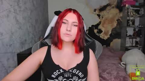 Snapshot of you_lika chatting on October 2025 03:57:02 PM Lika online show from October 2025 03:57:02 PM