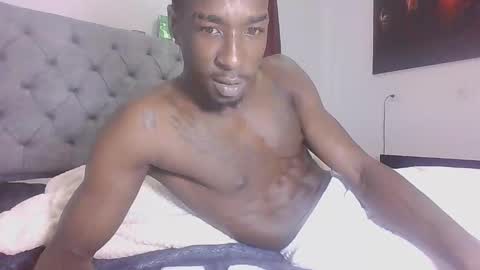 Snapshot of youn_king chatting on December 2024 11:58:01 PM ALEX online show from December 2024 11:58:01 PM