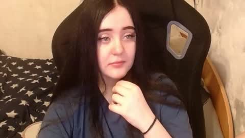 Snapshot of your_8a8y chatting on December 2024 04:06:01 PM your_8a8y online show from December 2024 04:06:01 PM