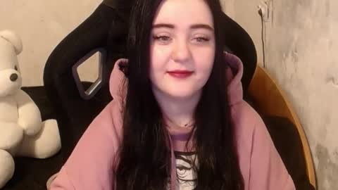 Snapshot of your_8a8y chatting on December 2024 10:59:01 AM your_8a8y online show from December 2024 10:59:01 AM