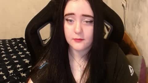 Snapshot of your_8a8y chatting on January 2025 01:53:01 PM your_8a8y online show from January 2025 01:53:01 PM