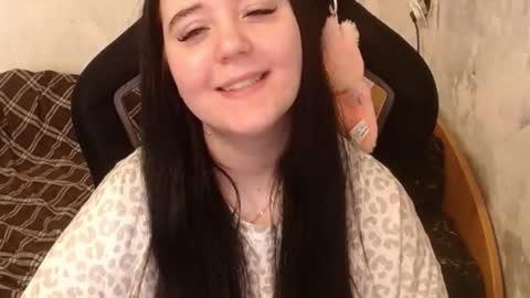 Snapshot of your_8a8y chatting on September 2025 09:34:02 AM your_8a8y online show from September 2025 09:34:02 AM