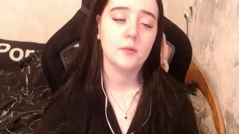 Snapshot of your_8a8y chatting on October 2025 07:31:01 AM your_8a8y online show from October 2025 07:31:01 AM