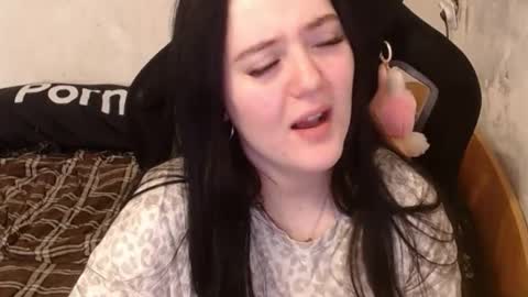 Snapshot of your_8a8y chatting on October 2025 08:16:02 AM your_8a8y online show from October 2025 08:16:02 AM