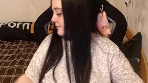 Snapshot of your_8a8y chatting on November 2025 11:20:01 AM your_8a8y online show from November 2025 11:20:01 AM