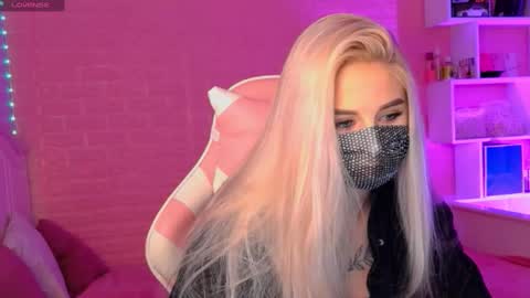 Snapshot of your___barbie chatting on February 2025 09:49:02 PM Barbie online show from February 2025 09:49:02 PM