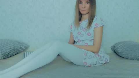 Snapshot of your_caramelka chatting on February 2025 05:02:02 AM Lily online show from February 2025 05:02:02 AM