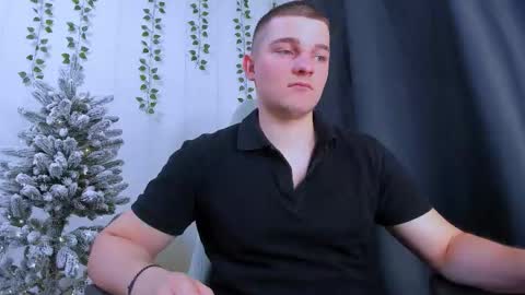 Snapshot of your_claddagh chatting on January 2026 11:18:01 PM your_claddagh online show from January 2026 11:18:01 PM