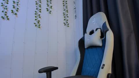 Snapshot of your_claddagh chatting on February 2026 01:09:01 PM your_claddagh online show from February 2026 01:09:01 PM