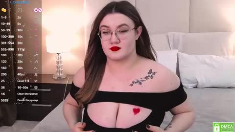 Snapshot of your_dream_nancy chatting on January 2025 08:00:01 PM Nancy online show from January 2025 08:00:01 PM