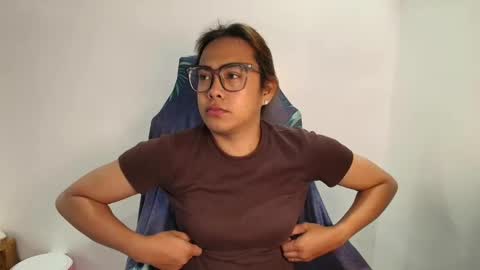 Snapshot of your_dreamgirlxxx69 chatting on March 2026 11:47:02 AM your_dreamgirlxxx69 online show from March 2026 11:47:02 AM