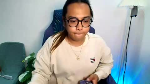 Snapshot of your_dreamgirlxxx69 chatting on June 2026 07:51:01 AM your_dreamgirlxxx69 online show from June 2026 07:51:01 AM