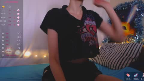 Snapshot of your_lionheart chatting on January 2025 10:48:02 AM your_lionheart online show from January 2025 10:48:02 AM