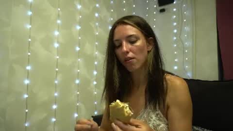 Snapshot of your_little_flexible_girl chatting on June 2026 08:47:01 PM Meri online show from June 2026 08:47:01 PM