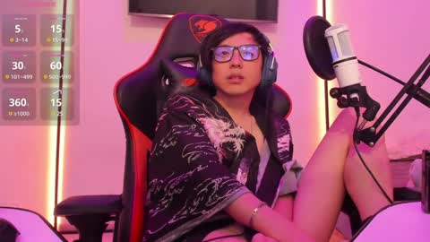 Snapshot of your_little_twink chatting on January 2025 09:52:02 PM Han online show from January 2025 09:52:02 PM