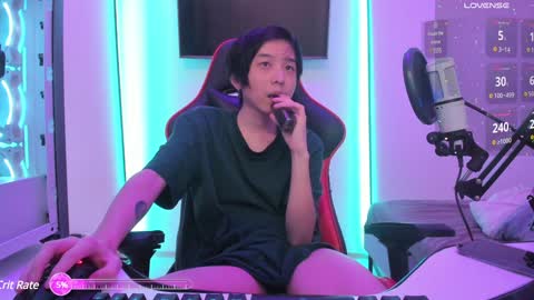 Snapshot of your_little_twink chatting on February 2025 11:32:01 PM Han online show from February 2025 11:32:01 PM