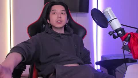 Snapshot of your_little_twink chatting on October 2025 02:47:02 AM Han online show from October 2025 02:47:02 AM